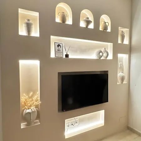 Relaxing Gateway In Limassol Apartment *