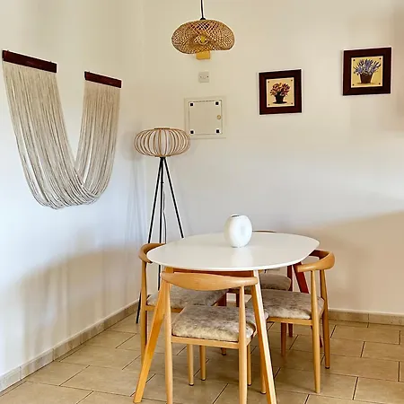 Ground Floor Apartment For 4 * Episkopi (Limassol)